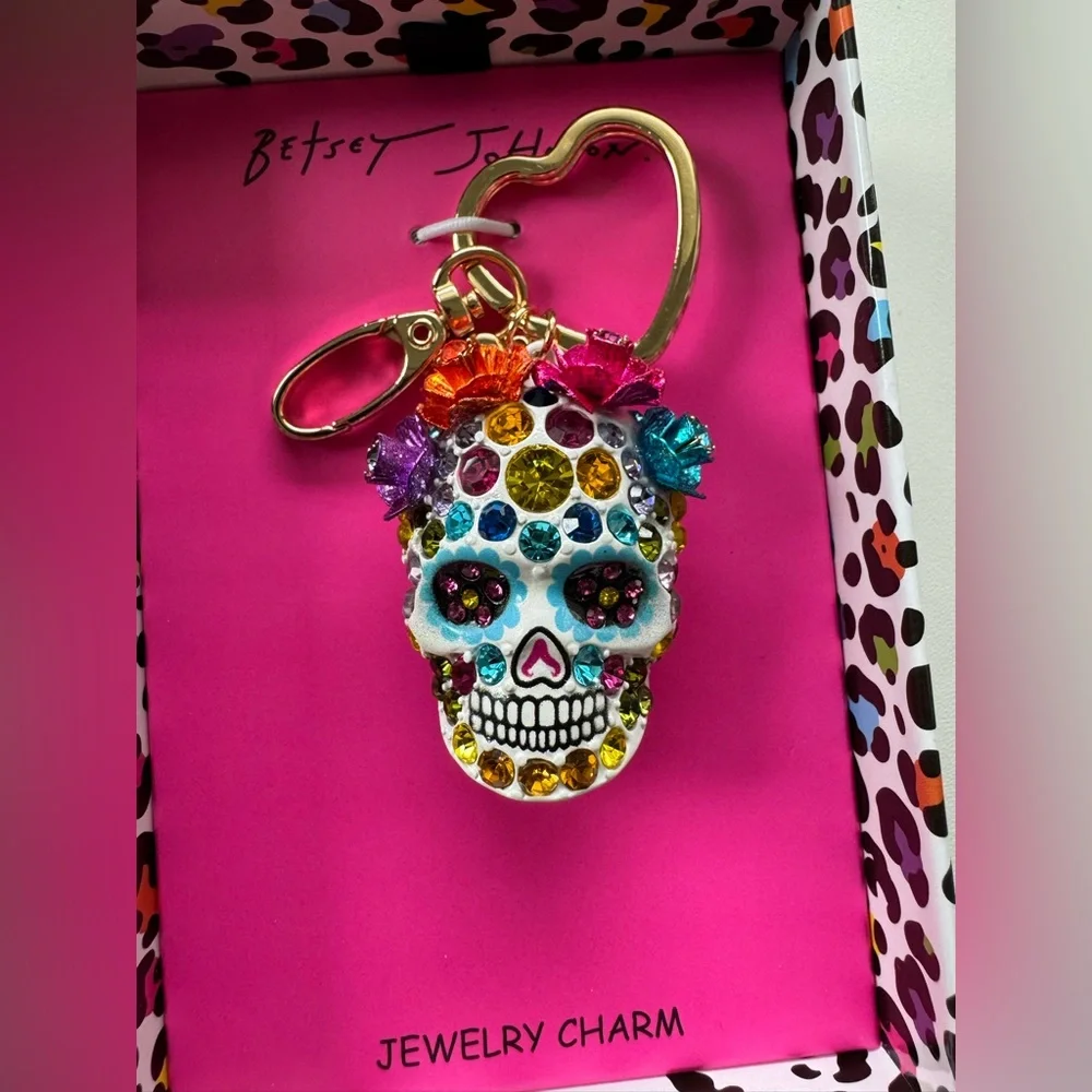 Betsey Johnson Rhinestone Skull Keychain Fob Key Chain Purse Charm